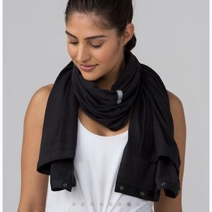 Lululemon Vinyasa Scarf